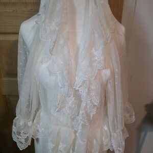 Elegant Sheer Lace Ruffle Ruana